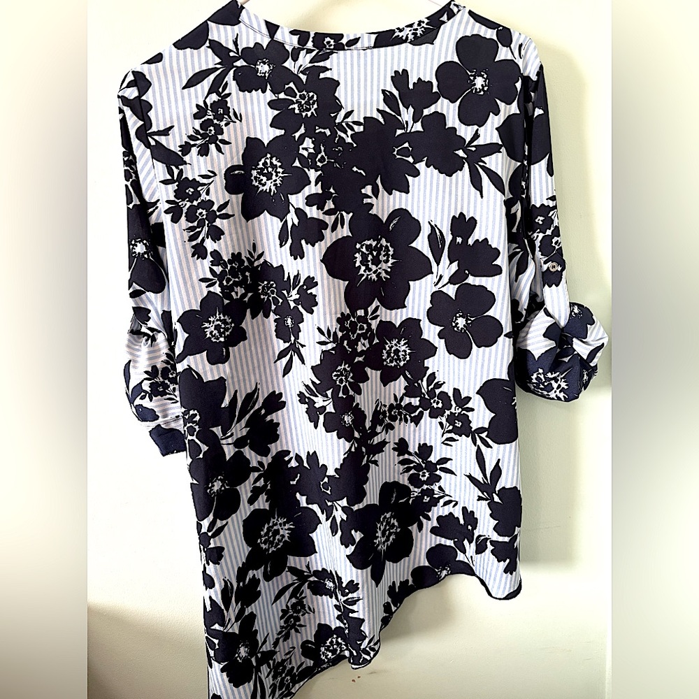 Calvin Klein • Floral and Striped Asymmetrical Blouse - Picture 7 of 8